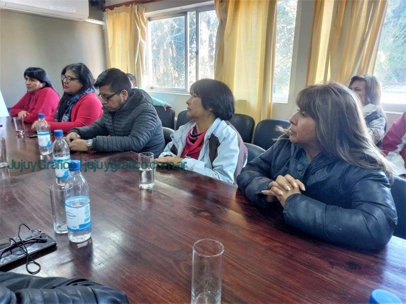 Concejales recibieron a la nueva Comisión Directiva del Colegio de Profesores de Historia 4 Concejales recibieron a la nueva Comisión Directiva del Colegio de Profesores de Historia 1